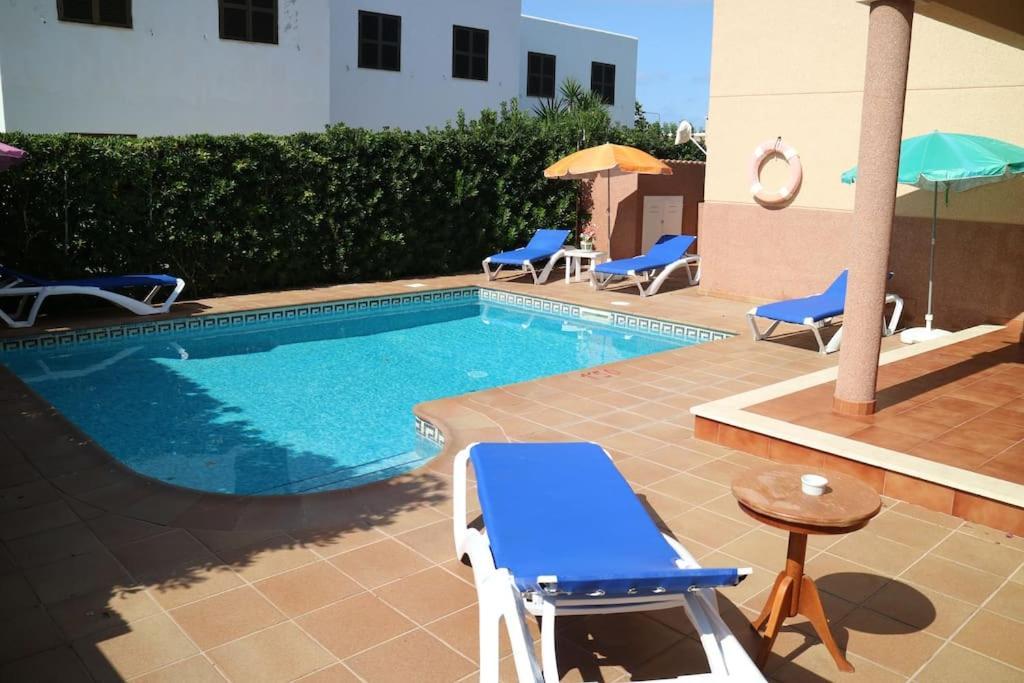 Spectacular Villa With Swimmingpool In Cala Blanca Cala Blanca  Zewnętrze zdjęcie